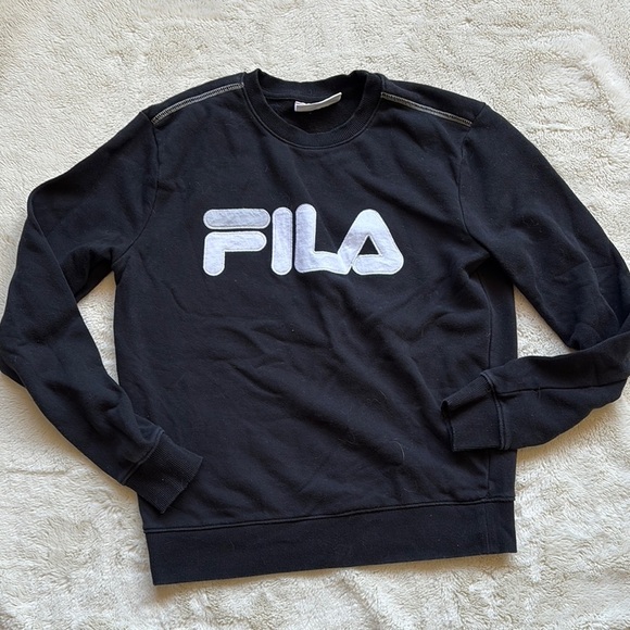Fila Black Crewneck Sweatshirt | Bold Logo Streetwear Pullover Unisex Fit - Picture 1 of 5